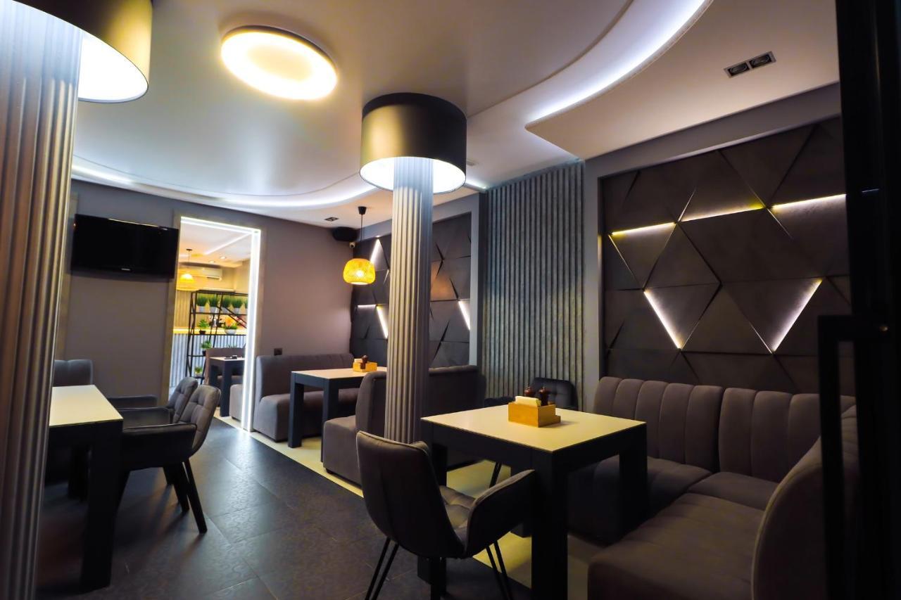 Altin Palace Comrat Dış mekan fotoğraf